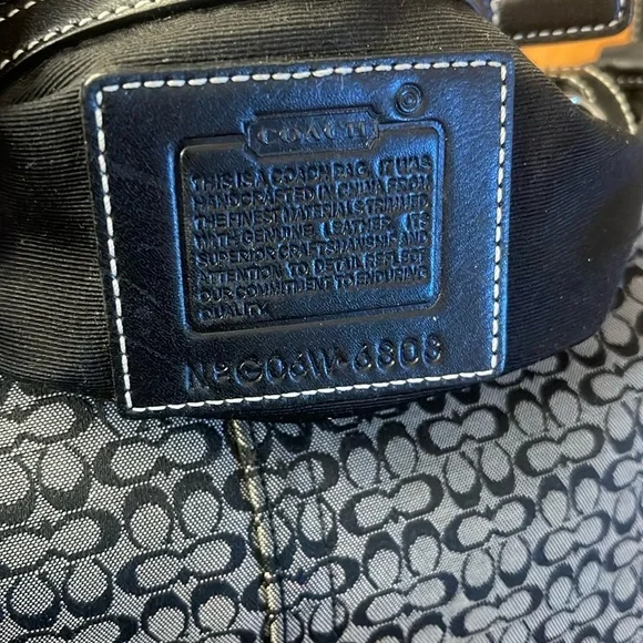 Coach soho mini Black and Gray Textured Shoulder Bag with Metallic Accents - Picture 4 of 6